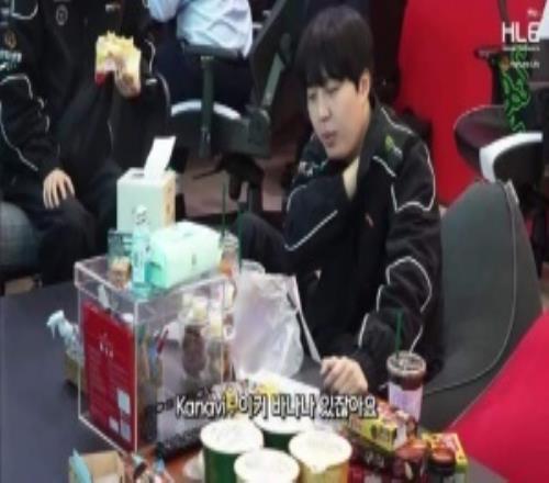 對隔夜食物異常敏銳Kanavi質(zhì)疑香蕉隔夜引網(wǎng)友熱議：這輩子不會再吃剩飯