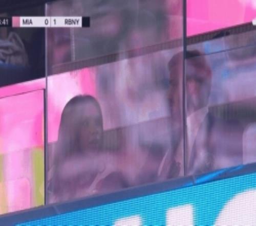 老板夫婦督戰(zhàn)！貝克漢姆和維多利亞現(xiàn)場觀看邁阿密比賽