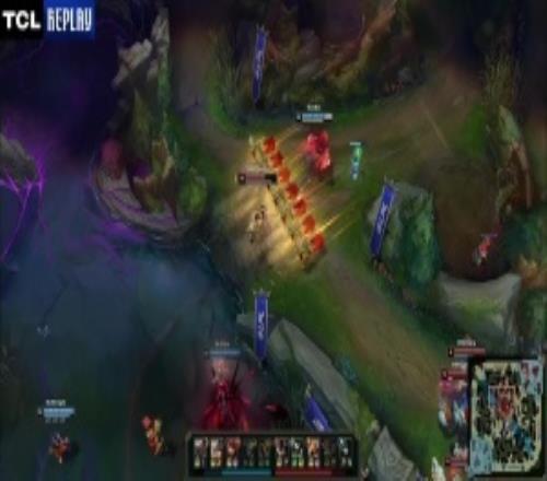 别欺负“老年中单啦”回看Xiaohu沙皇连续两波空大：被后撤步秀麻了