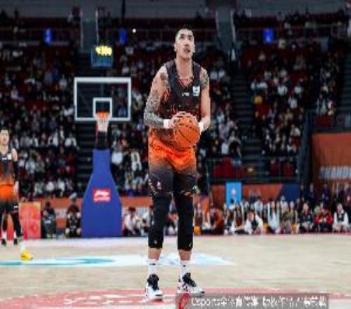 陶漢林：19年有球隊開合同遠(yuǎn)超山東的待遇但我不想去豪門蹭冠軍