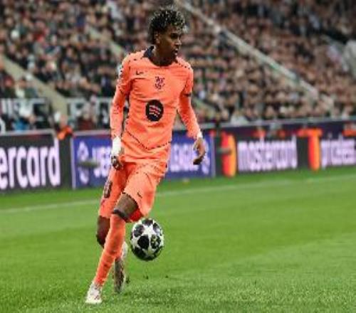 18歲272天，亞馬爾是西甲聯(lián)賽最年輕出戰(zhàn)100場(chǎng)比賽的球員