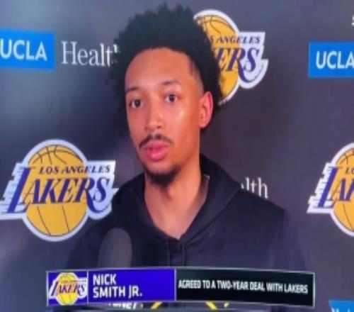 被湖人轉正！小尼克史密斯：這絕對是種福分我的努力有了回報