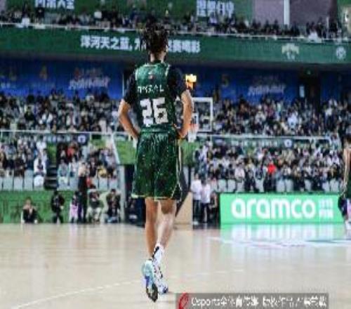 媒體人：相信一場CBA比賽能讓J.Cole明白職業(yè)體育門檻還是挺高的