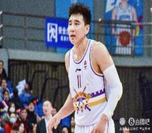 記者：已站在懸崖邊的北控展現(xiàn)出頑強求生欲季后賽希望尚未破滅