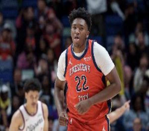 難評(píng)！奎因28中11砍30分22板超大號(hào)兩雙但出現(xiàn)4失誤&各種胡打