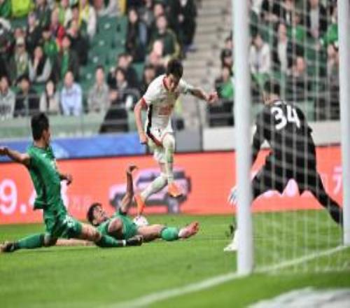 韋世豪造2球！蓉城21絕殺國安不敗領(lǐng)跑韋世豪絕殺國安遭4輪不勝