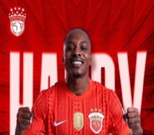 今天是海港足球俱樂部一線隊(duì)球員安佩姆的生日，祝他生日快樂！