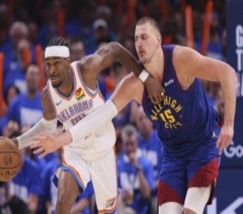 帕金斯：如果亚历山大赢得MVP他两年内就能在荣誉上追平约基奇