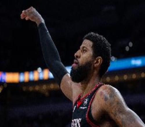 打了10分鐘好球！喬治全場11分5板2助11分全是首節(jié)所得