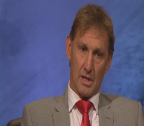 亞當斯：我曾和阿森納隊友酗酒并導致離婚潮戒酒后寫了新書慶祝