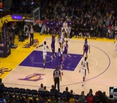 縱享絲滑！布朗尼傳球后順勢空切接球拋傳助攻艾頓空接一氣呵成