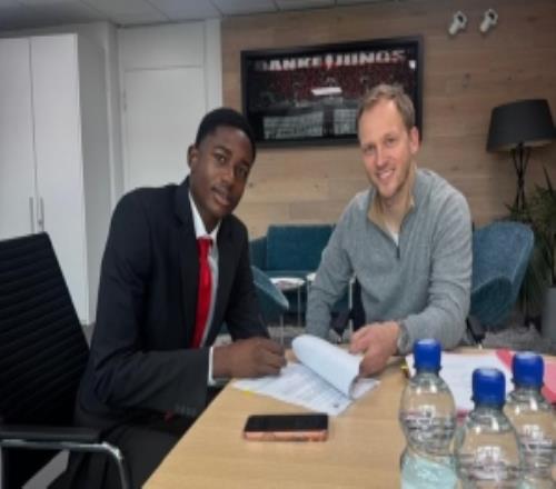 官方：勒沃庫森簽下18歲馬里前鋒恩吉庫拉邦巴