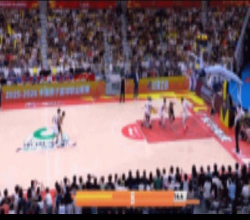 最后14s徐杰被包夾丟球失誤崔永熙橫空出世躍起送血腥釘板大帽！