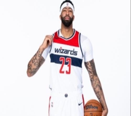 你的未來濃眉打趣：我還有合同在身啊我愛我的錢