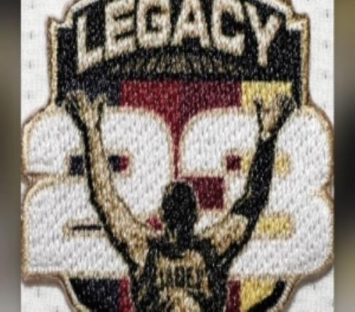 傳奇生涯！詹姆斯轉(zhuǎn)發(fā)昨日常規(guī)賽收官戰(zhàn)自己上身特制球衣補(bǔ)丁