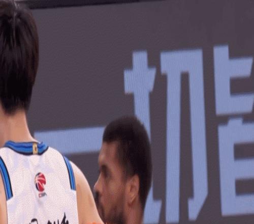 哈姆雷特笑納兩罰準絕殺