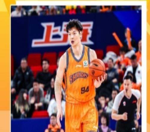 出戰(zhàn)兩場&場均22分13.5板1.5助！CBA官方：王哲林當選周最佳球員