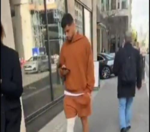 阿森納球迷在倫敦街頭嘲諷羅梅羅：祝你在英冠好運(yùn)