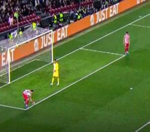 首回合普比爾手球未判點(diǎn)！歐足聯(lián)官方：對(duì)巴薩的抗議不予受理