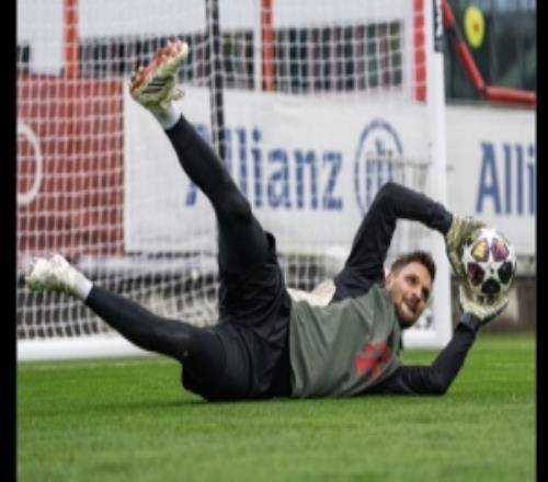 朝着复出迈进！拜仁官方：乌尔赖希今日恢复有球训练