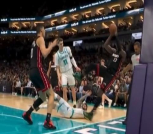 哈隊(duì)：三球不是臟球員&雖然動(dòng)作像WWE問(wèn)題是裁判就在跟前但沒(méi)吹