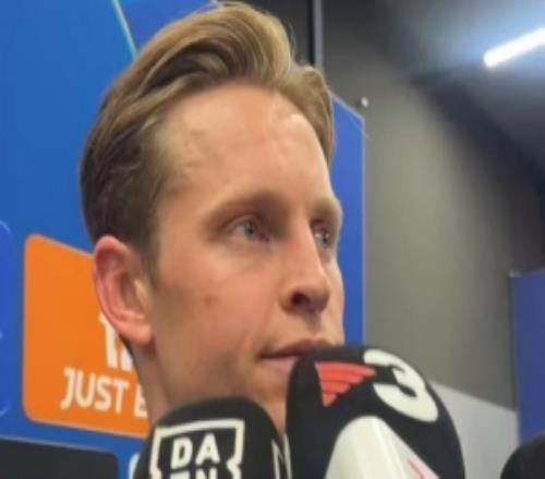 德容：這輪淘汰賽我們運氣不佳，但球隊走在正確道路上