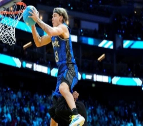 三屆扣籃王麥克朗加盟奧尼爾舉辦的扣籃賽事沖擊50萬美元大獎