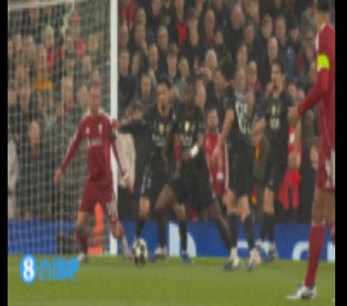 前英超裁判談麥卡倒地：不理解裁判為何看回放，雙方確實(shí)有接觸