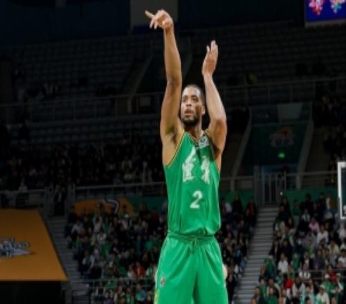 無敵效率！萊迪半場(chǎng)出戰(zhàn)11分鐘11中9砍下20分8板&正負(fù)值+14！