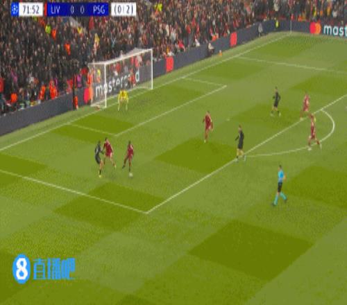 第72分鐘,登貝萊禁區(qū)弧頂接應(yīng)隊友的橫敲,晃開防守后起腳遠(yuǎn)射破門