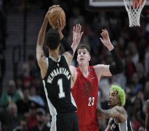 船記：近2個賽季文班與克林根僅交鋒21分鐘這組系列賽應(yīng)該會精彩