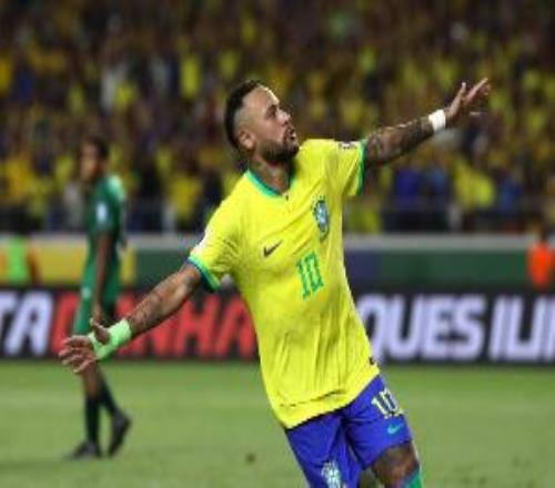 巴西球迷：內(nèi)馬爾仍是目前最好的巴西球員，應(yīng)該帶他去世界杯