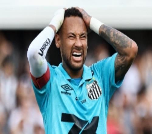 球隊(duì)表現(xiàn)不佳遭批評，內(nèi)馬爾與球迷爭執(zhí)：我TM非常尊重俱樂部