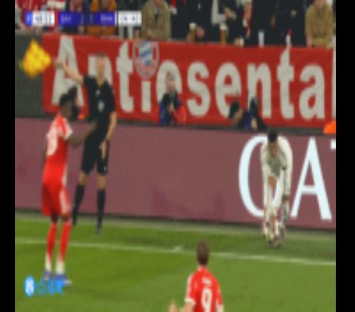 自己都差點沒繃?。∧钒团寮僖庖约喊l(fā)界外球，突然將球向后一扔