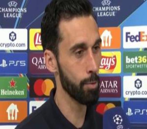 不滿！阿韋洛亞：裁判可能不知道卡馬文加已有黃牌，這毀了比賽