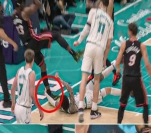 球爹：一個(gè)人躺那兒能用左手掀翻260磅壯漢斯波你別找借口了！