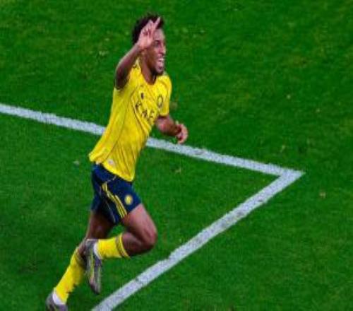 聯(lián)賽15連勝！利雅得勝利10達曼協(xié)作8分領(lǐng)跑C羅遠射造科曼制勝球