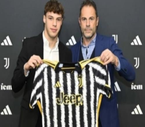 尤文小將帕紐科：代表一線隊(duì)出戰(zhàn)是夢(mèng)想被征召訓(xùn)練時(shí)很激動(dòng)