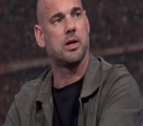 斯內(nèi)德：卡馬文加太蠢了，我那些皇馬隊(duì)友會(huì)把怒火發(fā)泄在他身上