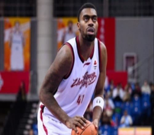 內(nèi)線大殺器！達(dá)卡里約翰遜13中9高效砍下22分11板3助3斷1帽