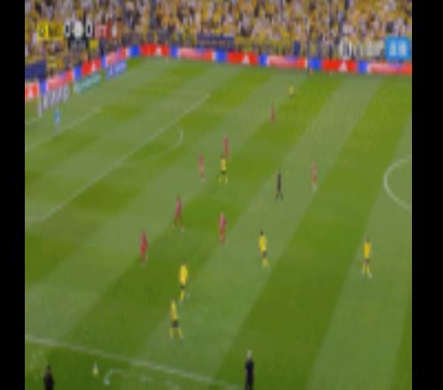 C罗打门对方门将脱手，科曼补射得手胜利先入一球