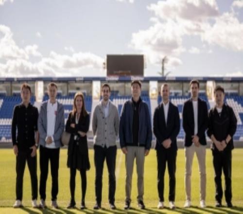 成都蓉城俱樂(lè)部代表團(tuán)到訪萊加內(nèi)斯俱樂(lè)部，進(jìn)行交流訪問(wèn)