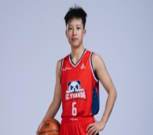 恭喜四川女籃的冉珂嘉在2026年WNBA選秀中被亞特蘭大夢(mèng)想隊(duì)選中！