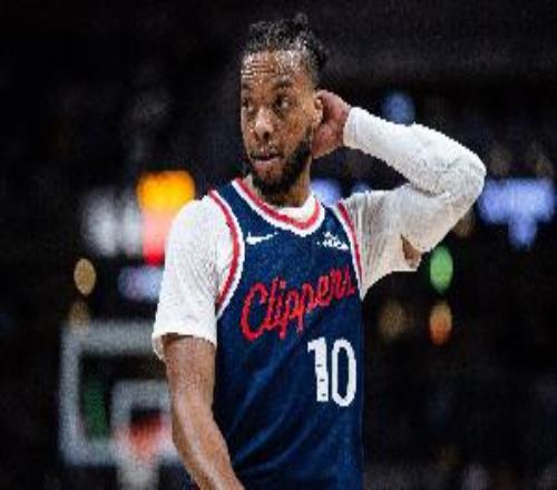 防守成致命短板！加蘭15中8拿到21+5+8連續(xù)被點(diǎn)名最終6犯離場(chǎng)