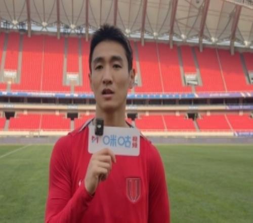 韋世豪：今年蓉城比之前更團結(jié)“姆巴佩”加盟后進(jìn)攻球員更多