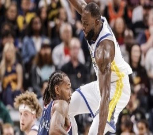 致敬好兄弟！詹姆斯轉(zhuǎn)發(fā)追夢鐵血防守：毫無疑問絕對最頂級！