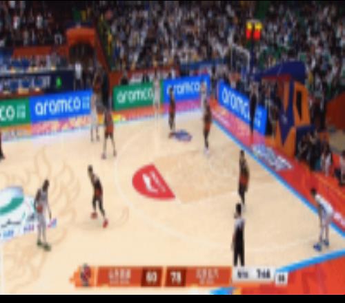 失位了！陶漢林籃下被騙起直接將周琦扣籃拉下裁判追加違體