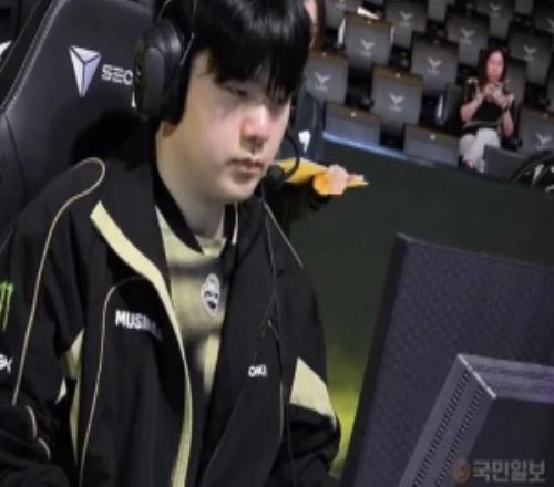 Canyon：皇子前兩級強(qiáng)勢且機(jī)動(dòng)性高，利于反野或制定獨(dú)特刷野路線