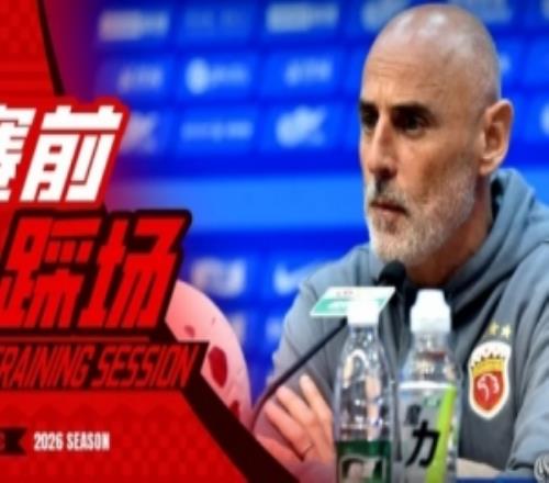 宣戰球隊緊密團結，為身上的戰袍全力拼搏