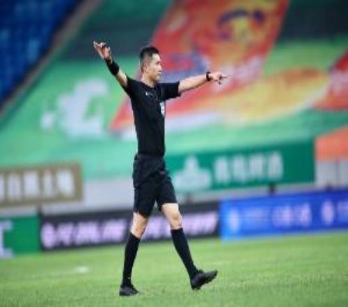 博主：沈寅豪將執(zhí)法亞足聯(lián)挑戰(zhàn)聯(lián)賽，王競?cè)毕据喼谐瑘?zhí)法